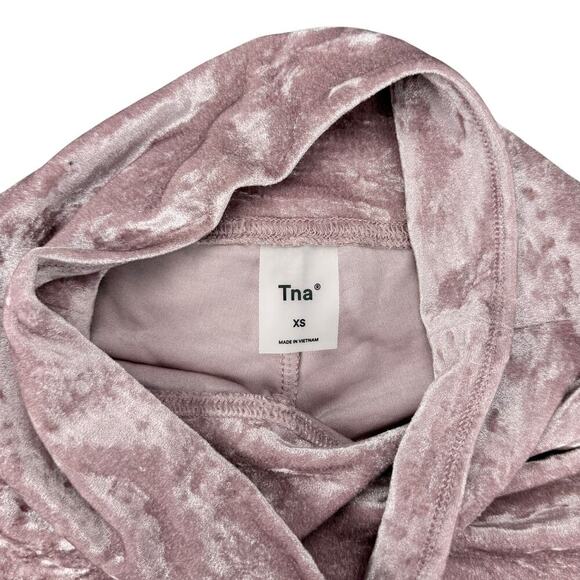 TNA Atmosphere Crushed Velvet Biker Short Sz XS Wistful Mauve - Picture 5 of 8